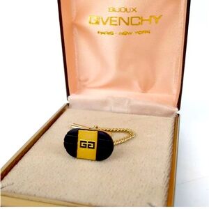 GIVENCHY tie/scarf/hat PIN in original case